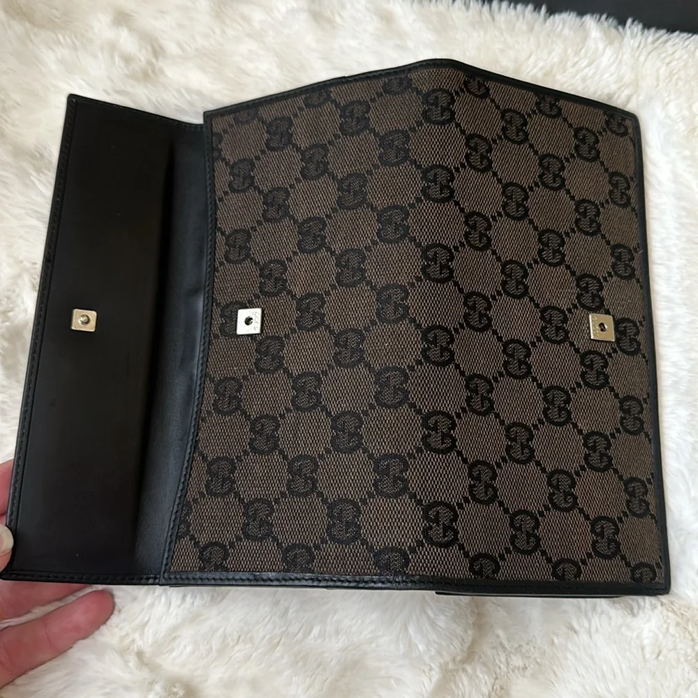 GUCCI 🖤🤎Black/Brown GG Canvas & Leather Flap wallet & Cosmetic pouch like NEW - Picture 4 of 10